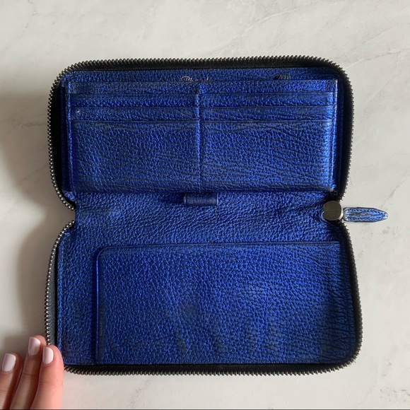 3.1 Phillip Lim blue metallic zip around wallet - Picture 3 of 7